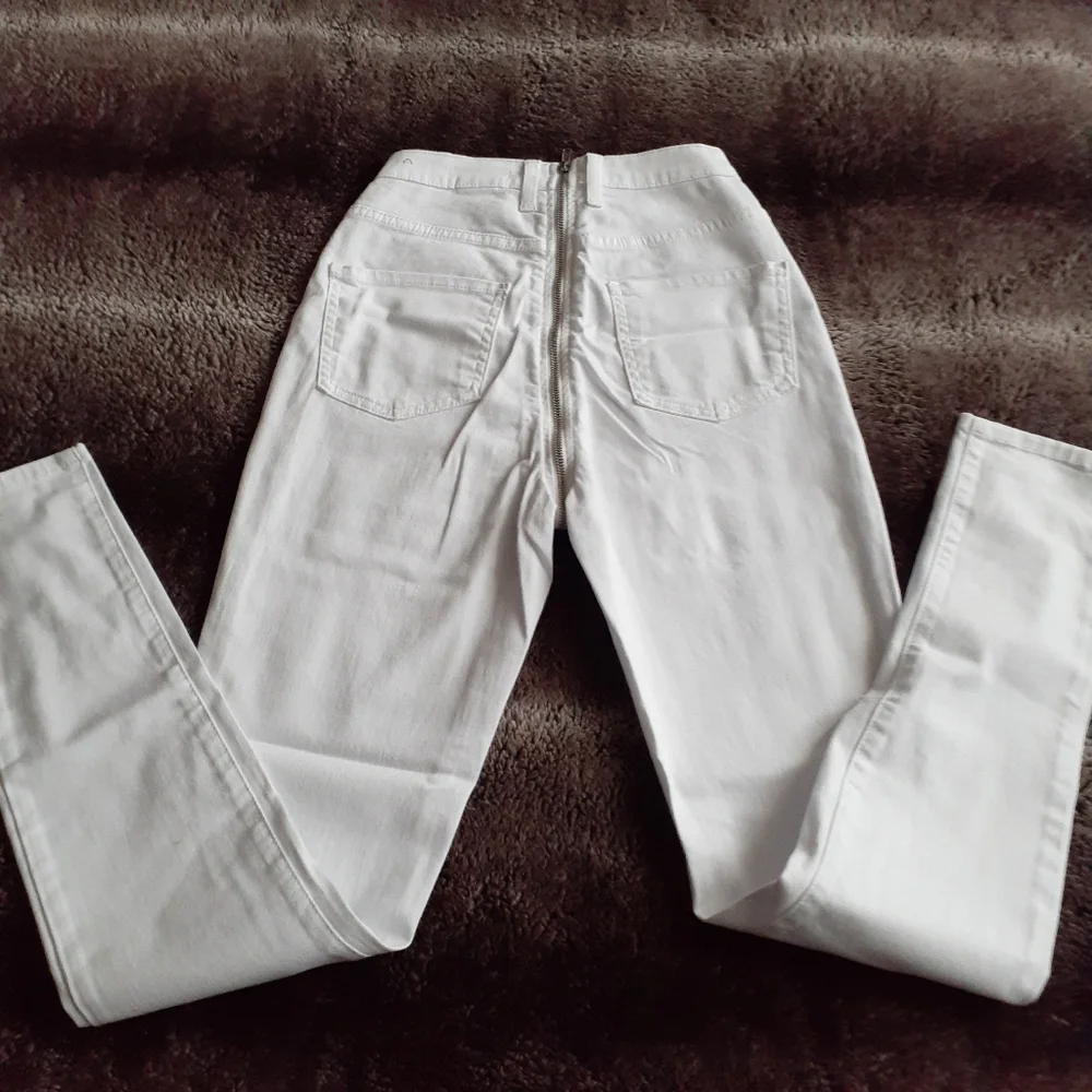 SOLD - Picture 6 of 7